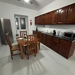 Casa Da Praca Ii *