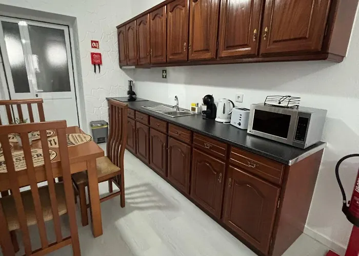 Casa Da Praca Ii * Vila Nova (Terceira)