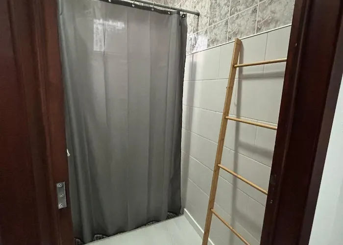 Casa Da Praca Ii * Vila Nova (Terceira)